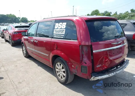 2016 Chrysler Town & Country Touring z USA, uszkodzony, nr VIN 2C4RC1BG9GR303549